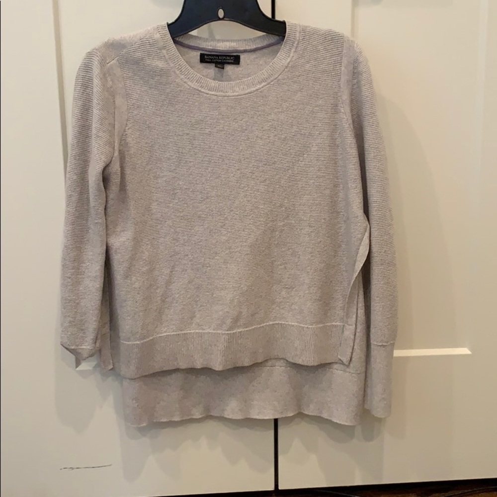 Gray sweater
